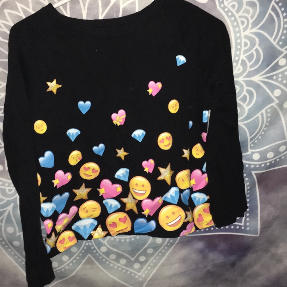 New condition barely worn long sleeve shirt